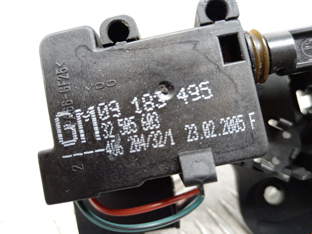 Ручка двери багажника наружная OPEL Meriva A 2003-2010