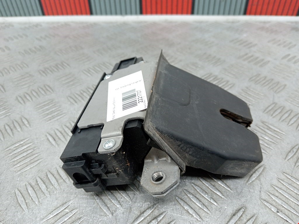 Замок багажника (крышки двери) FORD C-MAX 2003-2010