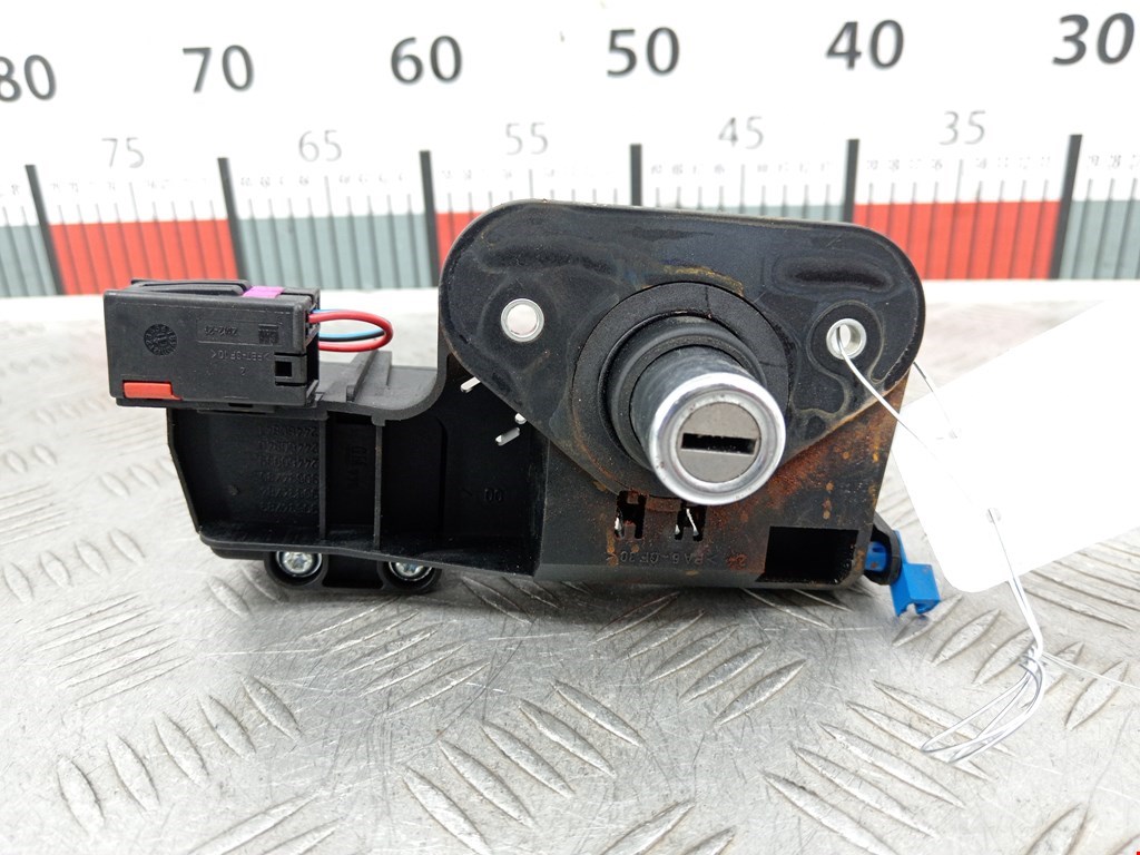 Ручка двери багажника наружная OPEL Corsa C 2000-2006