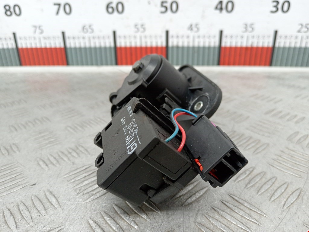 Ручка двери багажника наружная OPEL Corsa C 2000-2006