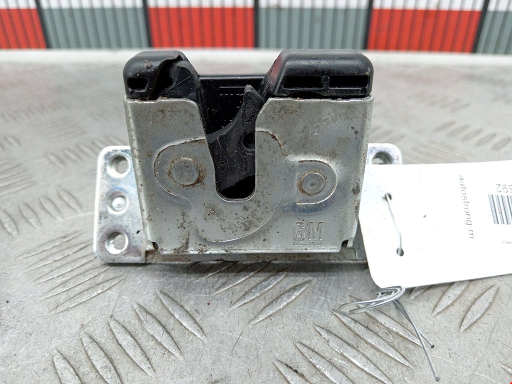 Замок багажника (крышки двери) OPEL Meriva A 2003-2010
