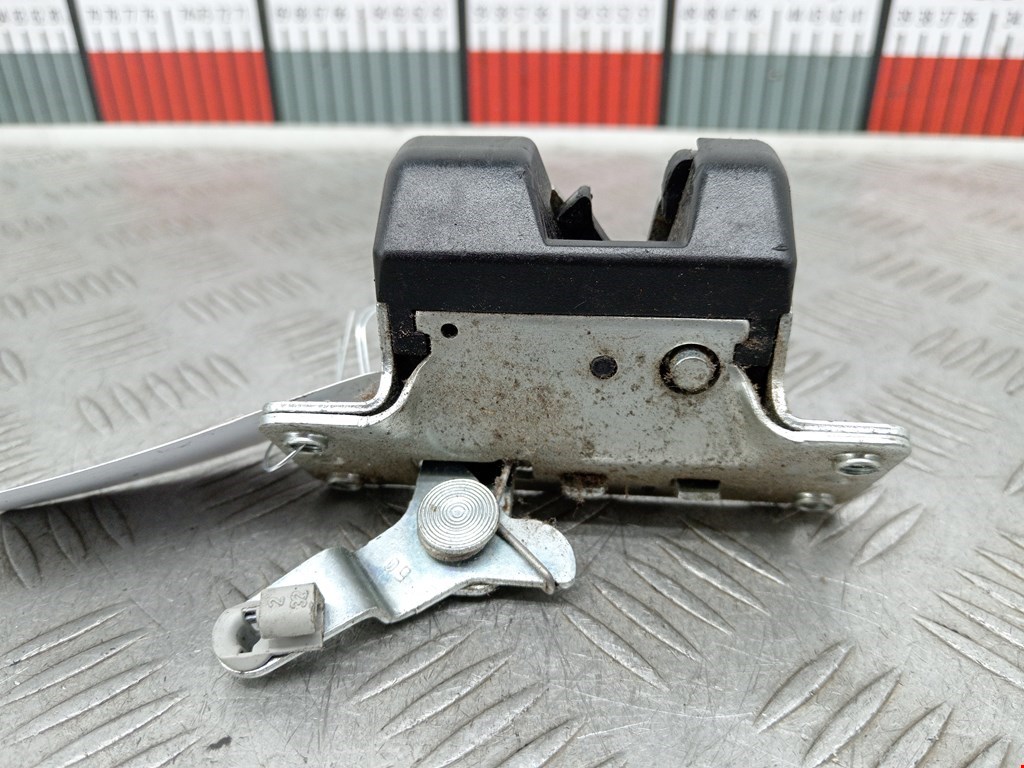 Замок багажника (крышки двери) OPEL Meriva A 2003-2010