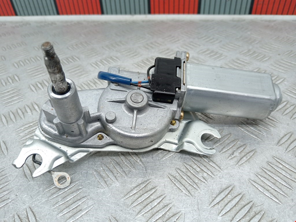 Моторчик стеклоочистителя задний MAZDA Demio DW 1996-2002
