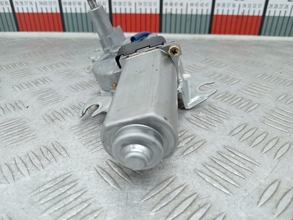 Моторчик стеклоочистителя задний MAZDA Demio DW 1996-2002