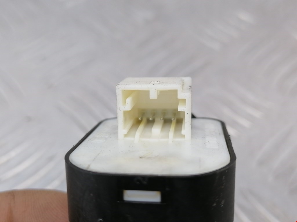 Блок управления зеркалами AUDI A6 C6 2004-2010