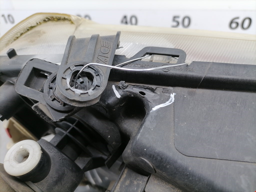 Фара левая RENAULT Logan 2005-2014