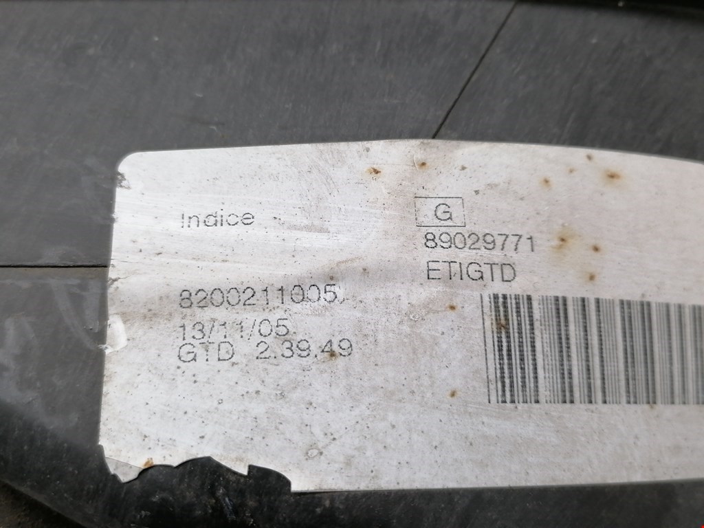 Фара левая RENAULT Logan 2005-2014