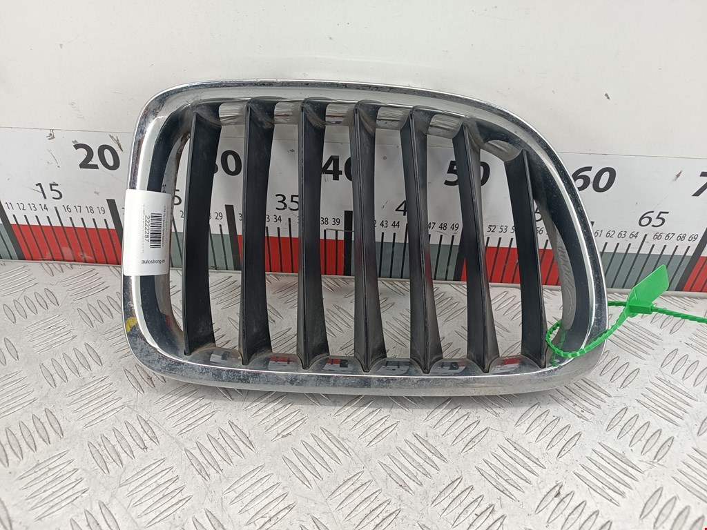 Решетка радиатора BMW X1 E84 2009-2015