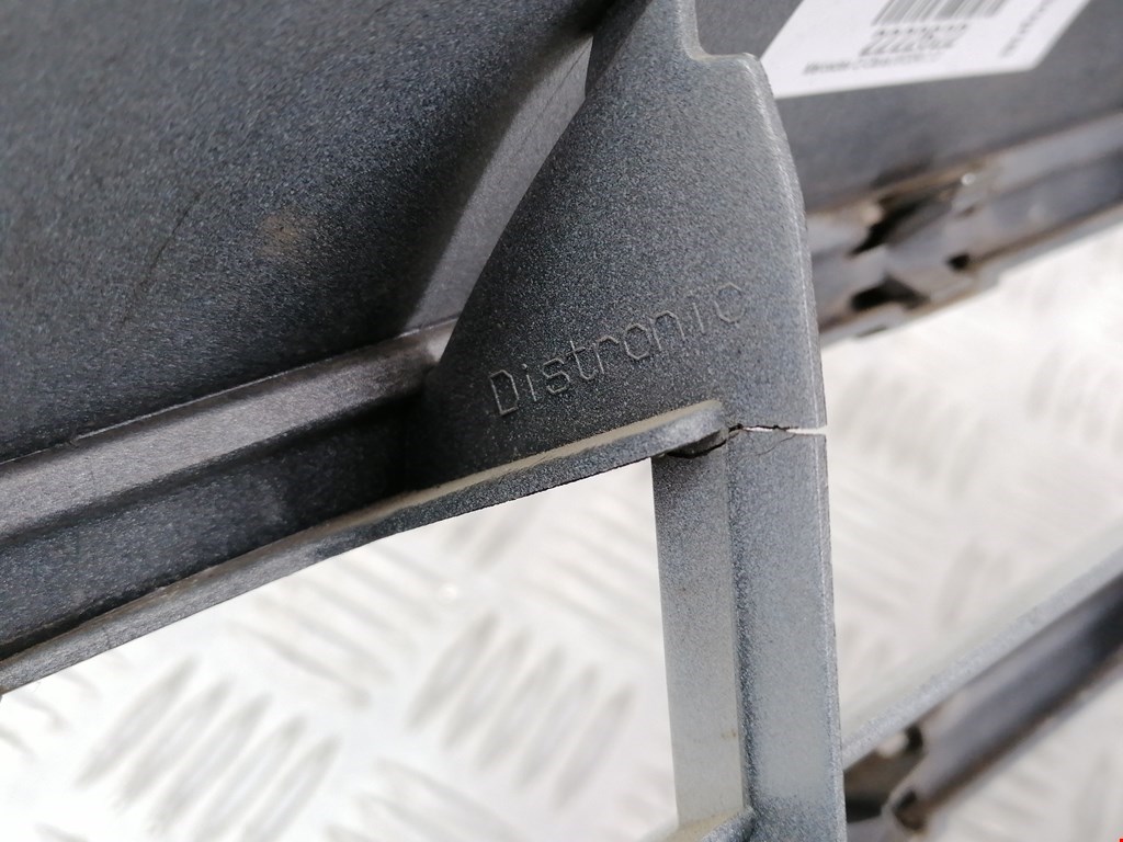 Решетка радиатора MERCEDES-BENZ C-Class C-klasse W204 2007-2015