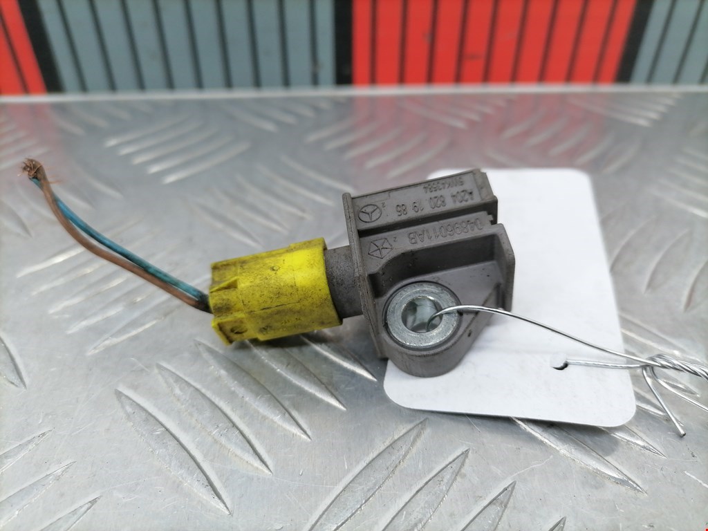 Датчик AIR BAG (подушек безопасности) MERCEDES-BENZ C-Class C-klasse W204 2007-2015