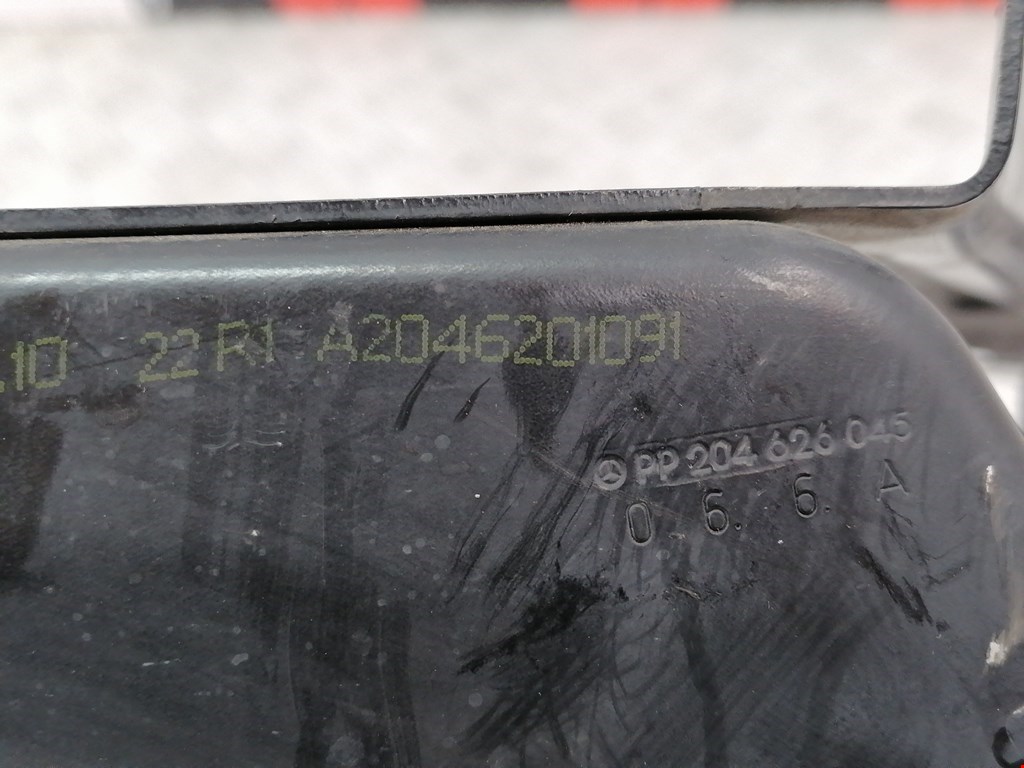 Кронштейн фары правый MERCEDES-BENZ C-Class C-klasse W204 2007-2015