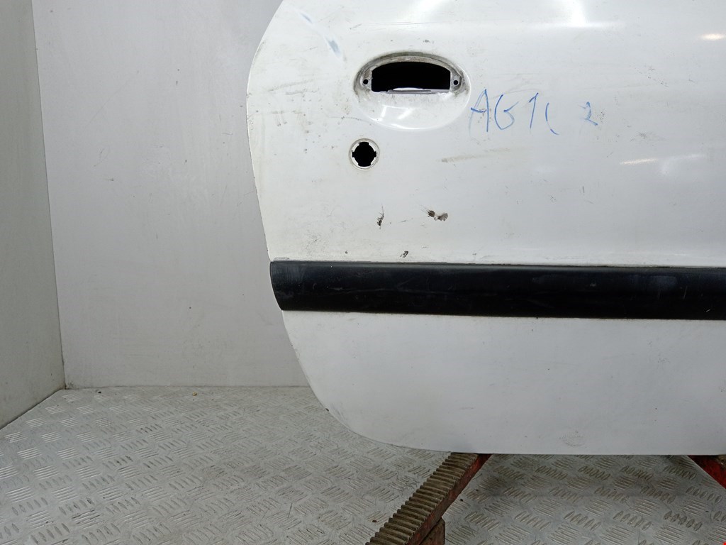 Дверь передняя правая PEUGEOT 206 1998-2012