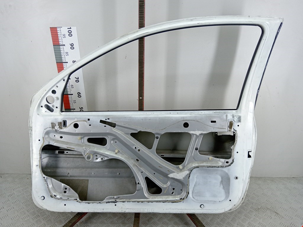 Дверь передняя правая PEUGEOT 206 1998-2012