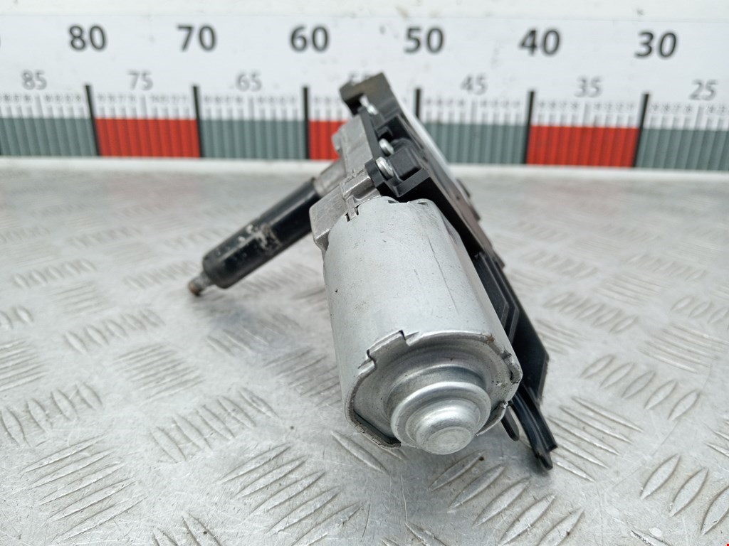 Моторчик стеклоочистителя задний FORD Focus II 2005-2011