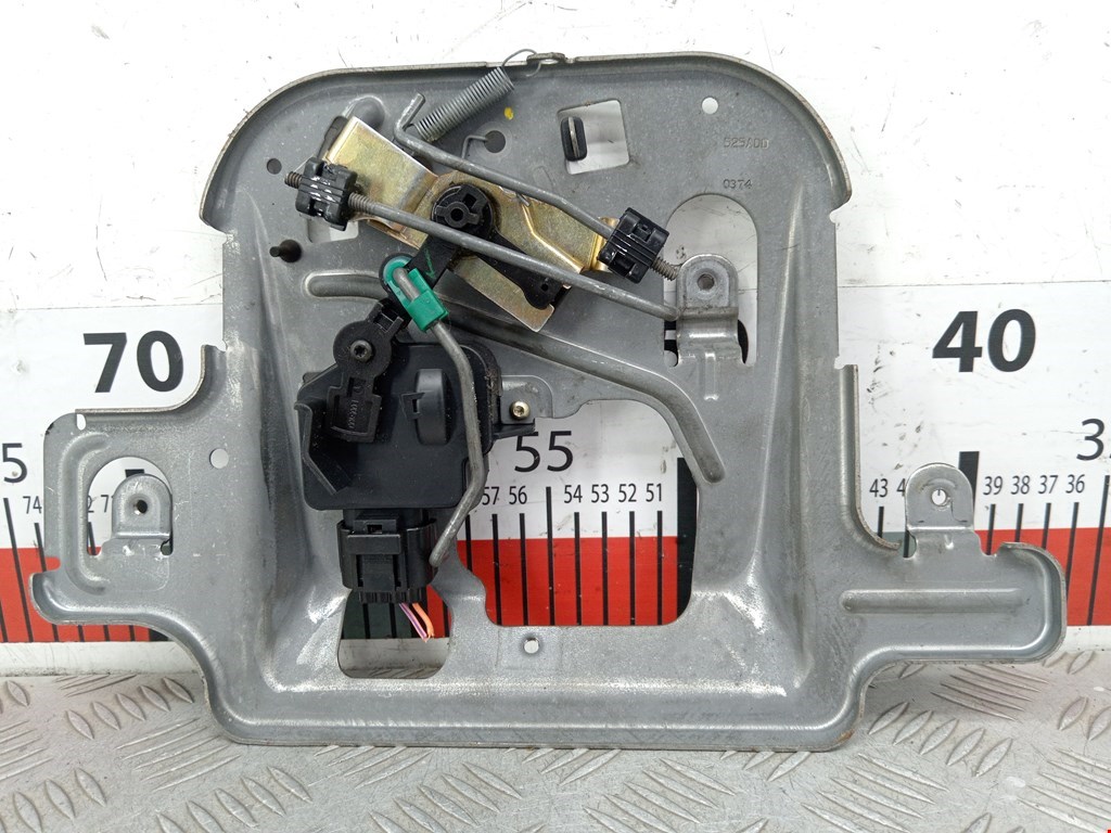 Активатор замка багажника CHRYSLER PT Cruser 2000-2010