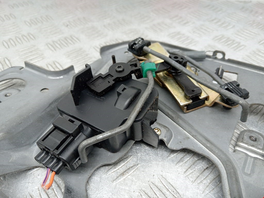 Активатор замка багажника CHRYSLER PT Cruser 2000-2010