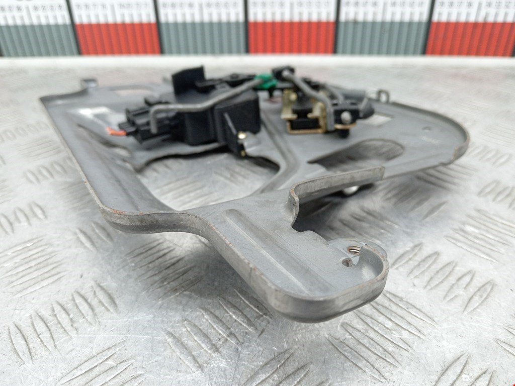 Активатор замка багажника CHRYSLER PT Cruser 2000-2010