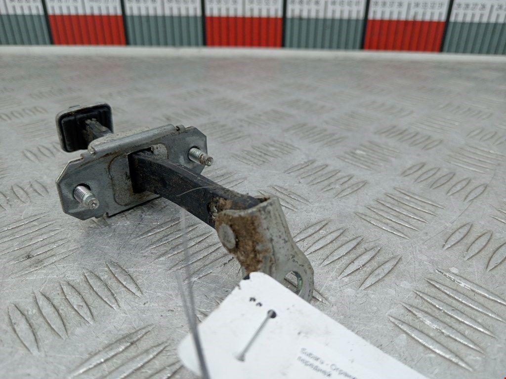 Ограничитель открывания двери SUBARU Forester III 2008-2013