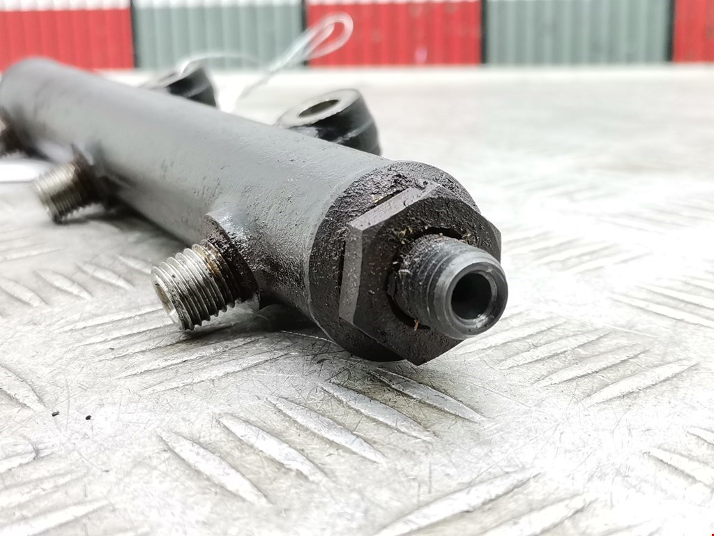 Рампа топливная (рейка) PEUGEOT 607 2000-2010