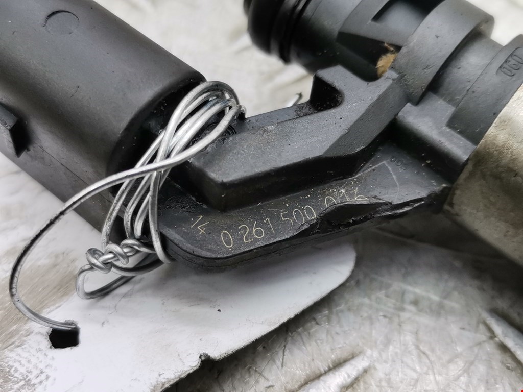 Форсунка дизельная электрическая VOLKSWAGEN Jetta V 2005-2011