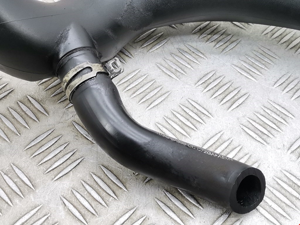 Патрубок воздушного фильтра PEUGEOT 407 2004-2010