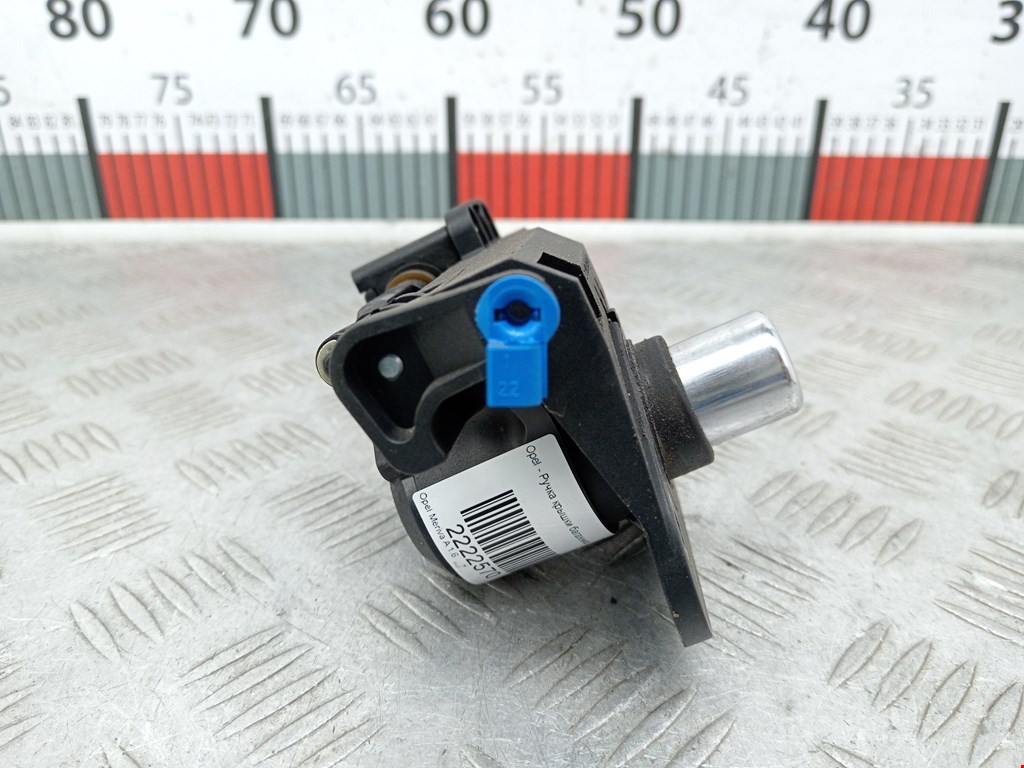 Ручка двери багажника наружная OPEL Meriva A 2003-2010