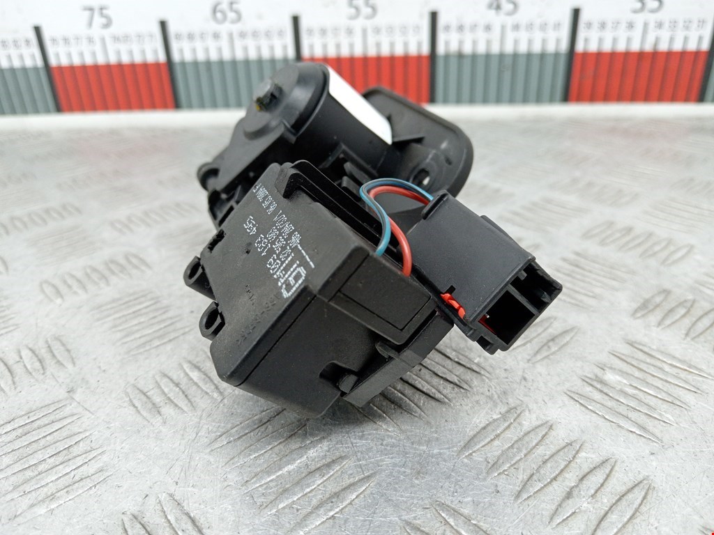 Ручка двери багажника наружная OPEL Meriva A 2003-2010