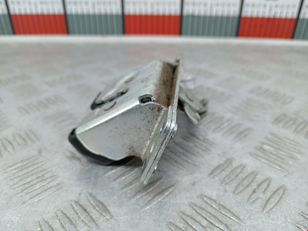 Замок багажника (крышки двери) OPEL Meriva A 2003-2010