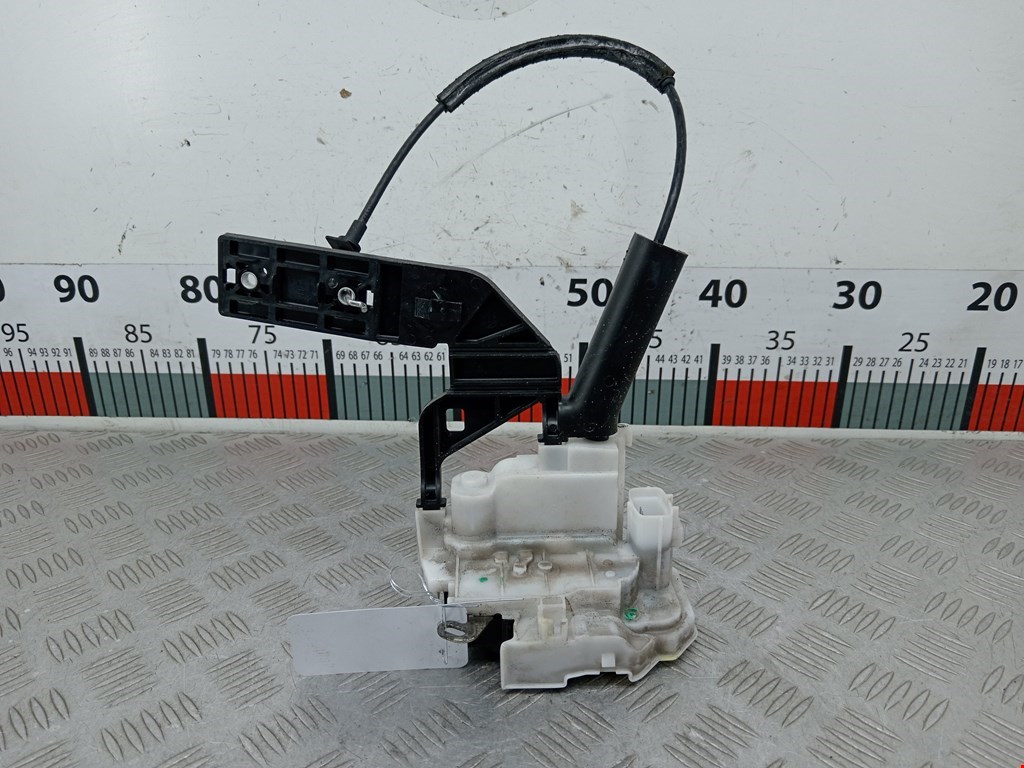 Замок двери передней левой ALFA ROMEO 159 2005-2011