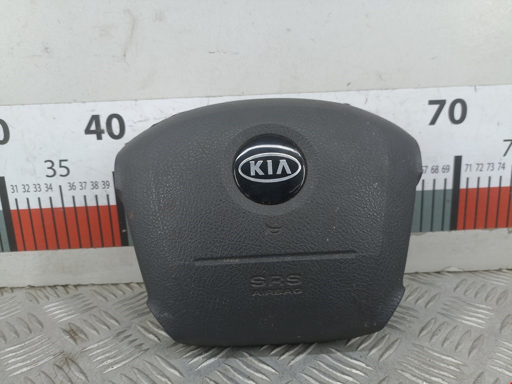 Подушка безопасности в рулевое колесо Kia Carens 1 (RS) (1999-2006)