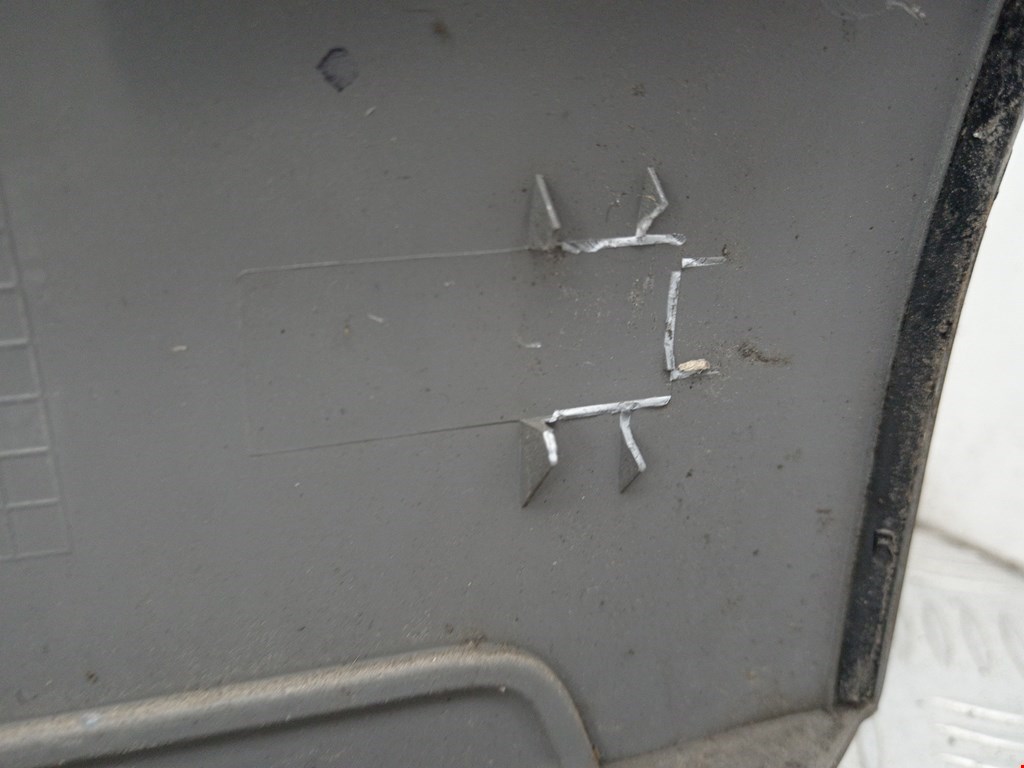 Фонарь подсветки номера KIA Carnival II 2006-2014