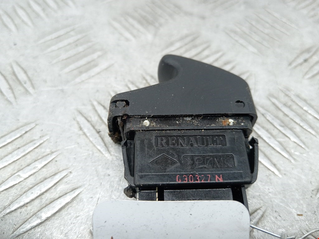 Кнопка стеклоподъемника RENAULT Kangoo 1997-2008