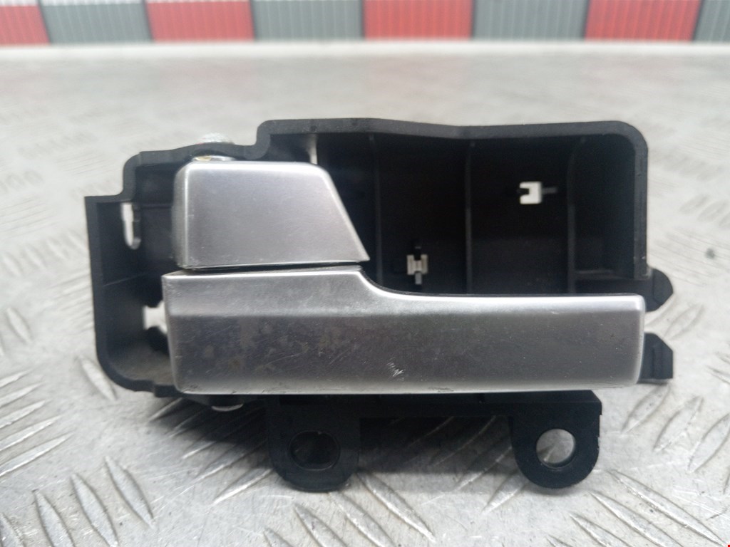 Ручка дверная передняя внутренняя левая FORD C-MAX 2003-2010
