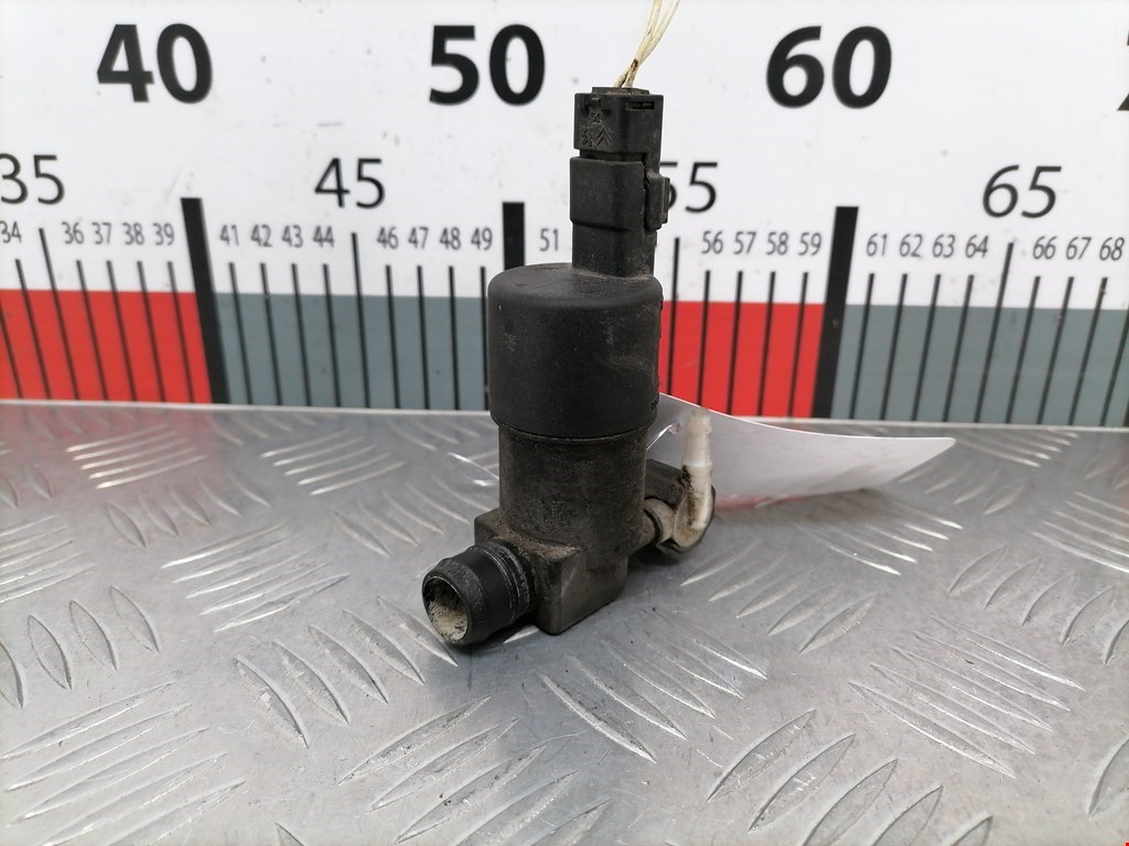 Насос (моторчик) омывателя Citroen C5 1 (2000-2008)