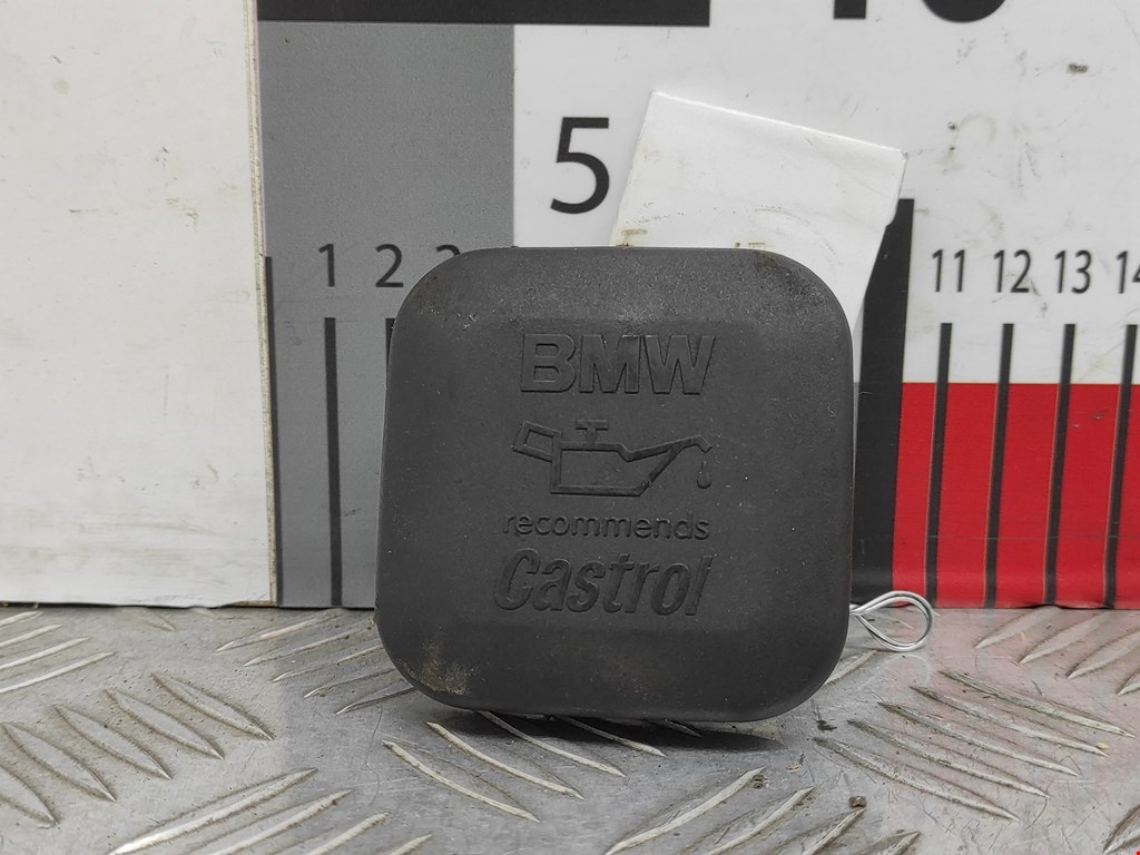 Крышка маслозаливной горловины BMW 5-Series (E60/E61) (2003-2010)