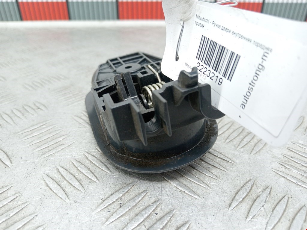 Ручка дверная передняя внутренняя правая MITSUBISHI Colt Z3 2003-2012