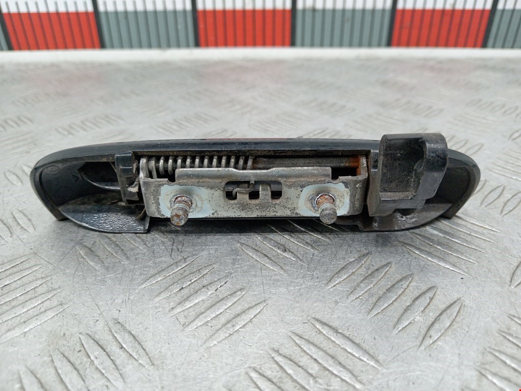 Ручка двери передней наружная правая MITSUBISHI Colt Z3 2003-2012
