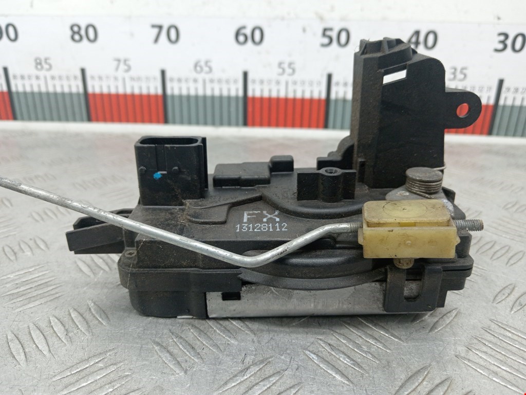 Замок двери передней правой OPEL Astra H/Family 2004-2015