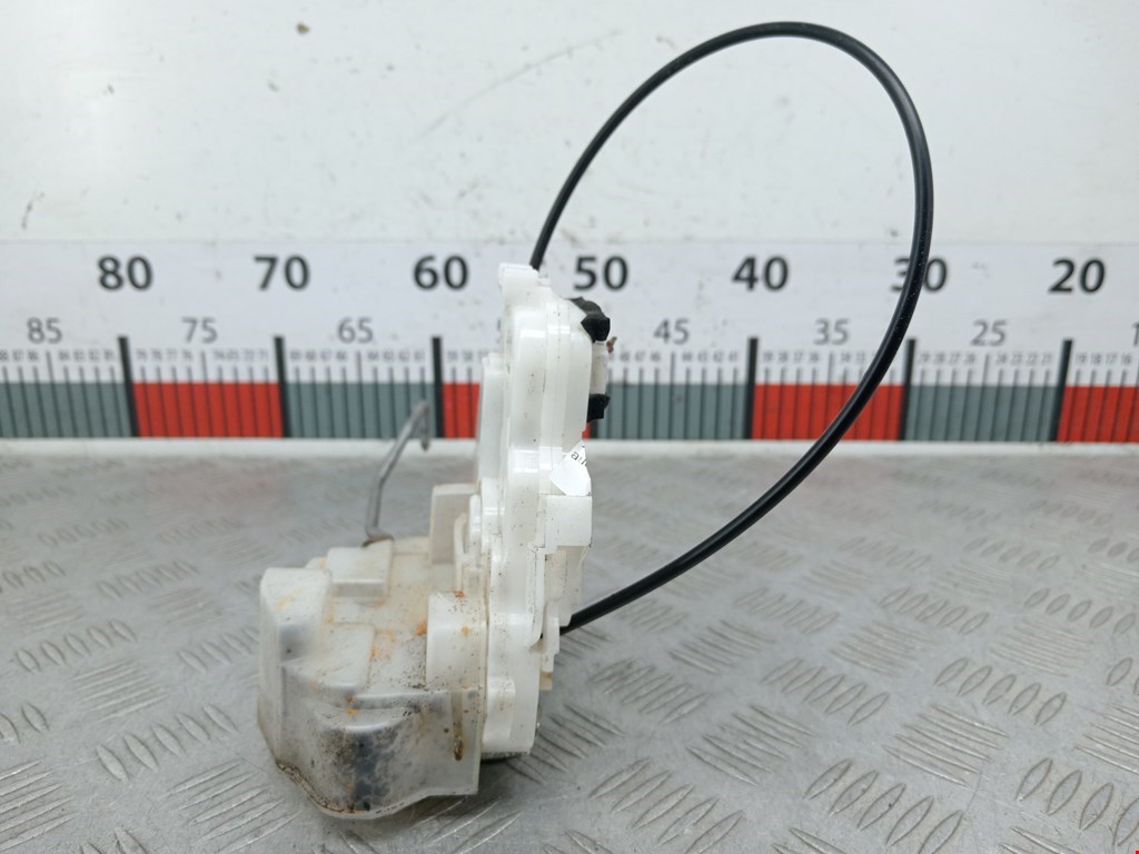 Замок двери передней правой SUBARU Forester III 2008-2013