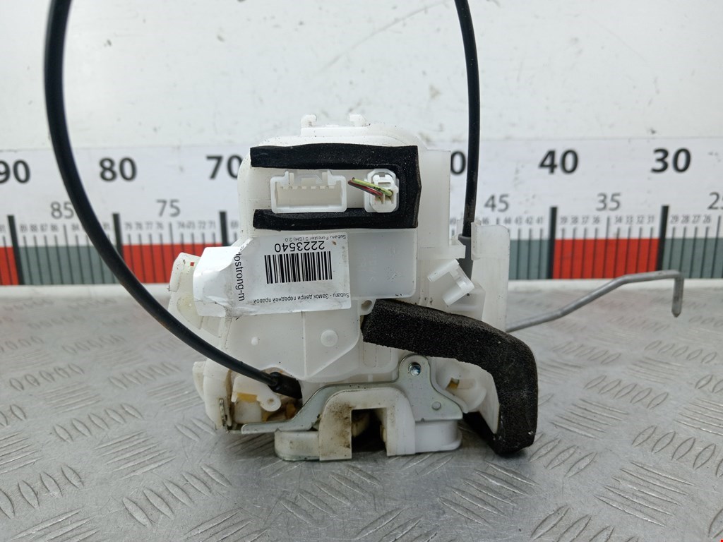 Замок двери передней правой SUBARU Forester III 2008-2013