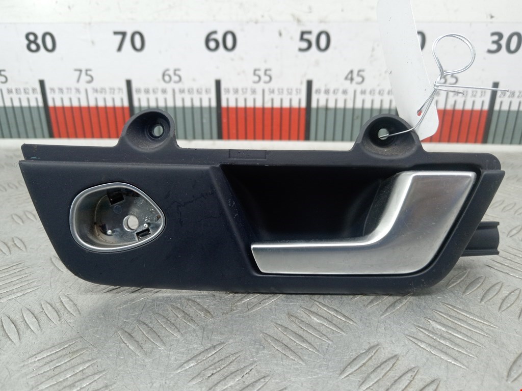 Ручка дверная передняя внутренняя правая AUDI A4 B6 2001-2005