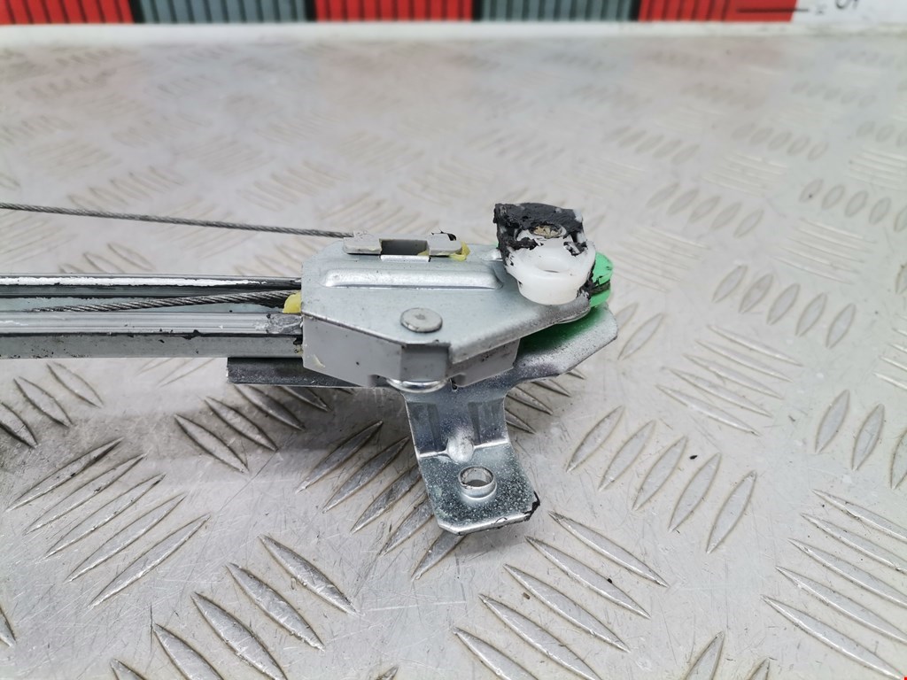 Стеклоподъемник задний левый OPEL Omega B 1994-2004