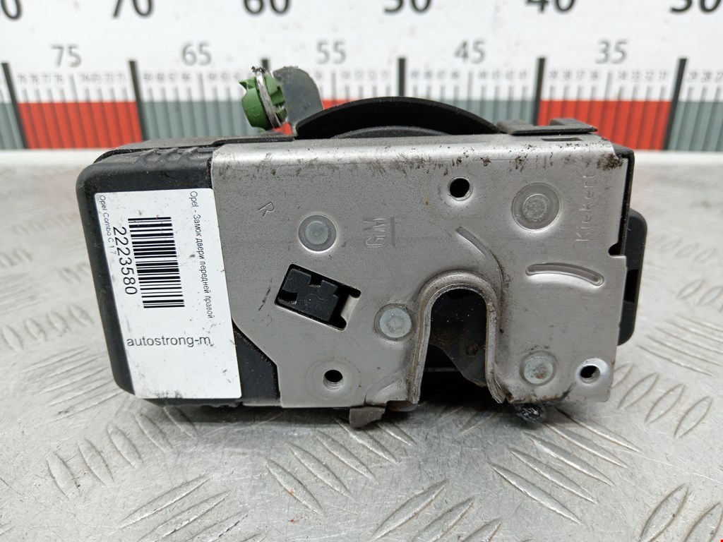 Замок двери передней правой OPEL Combo C 2001-2011