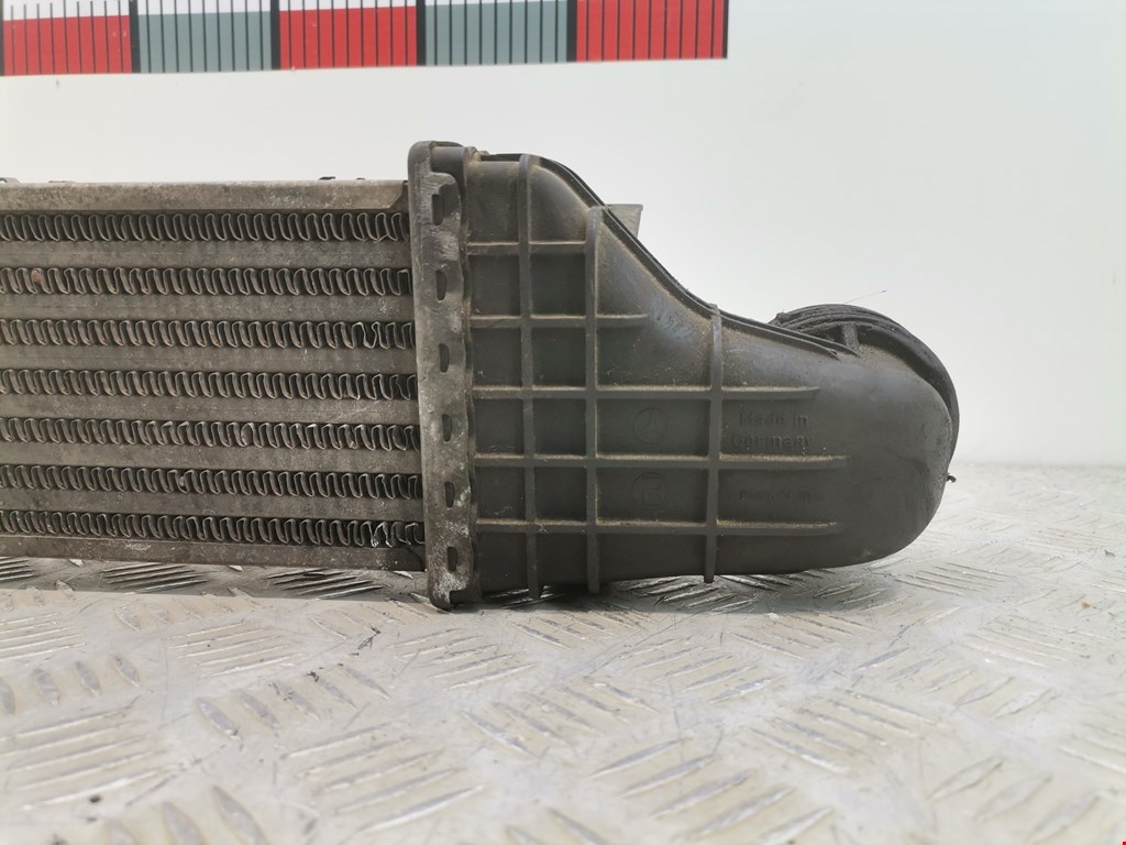 Интеркулер (радиатор интеркулера) MERCEDES-BENZ E-Class W211, S211 2002-2009