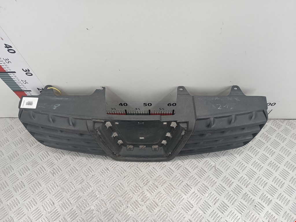 Решетка радиатора NISSAN Qashqai J10 2006-2013