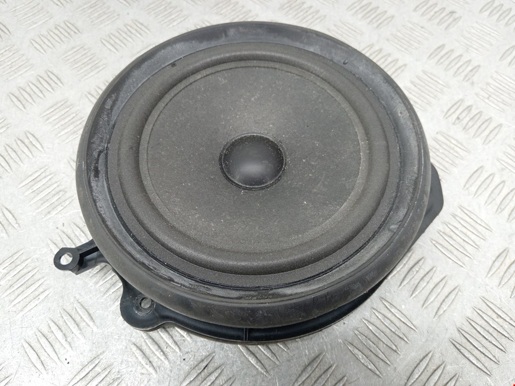 Динамик AUDI A4 B6 2001-2005