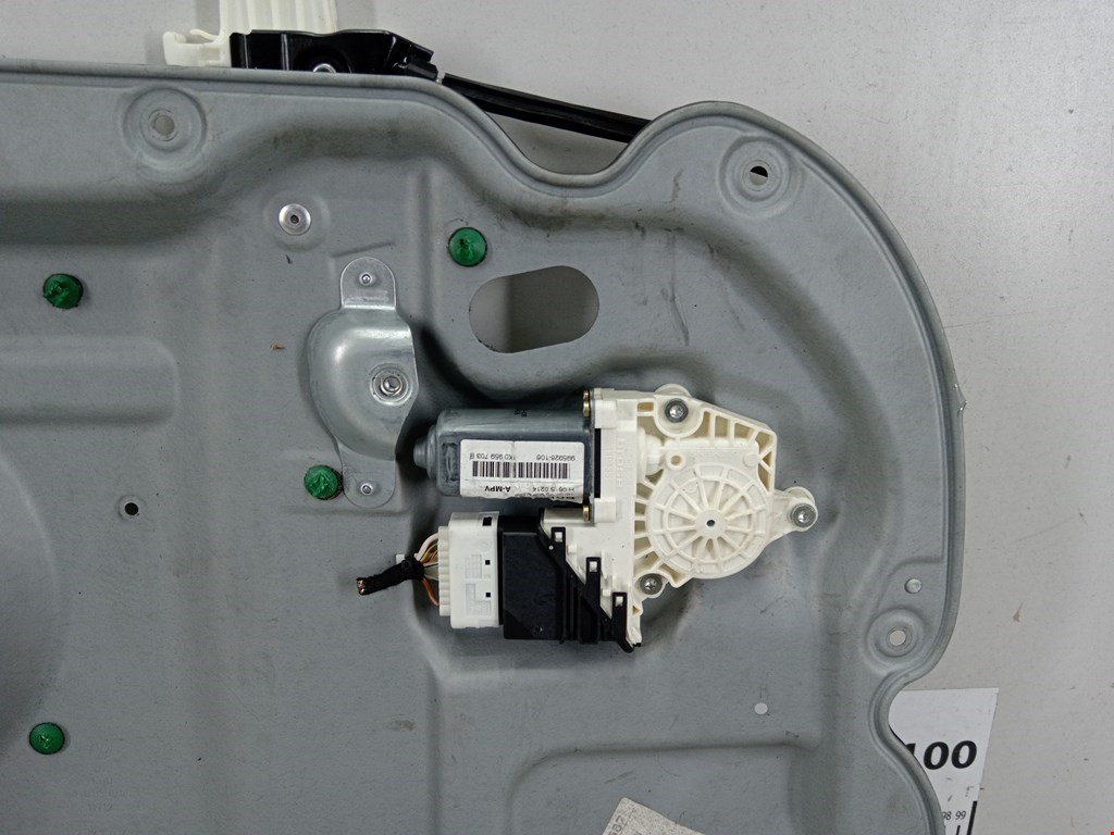 Стеклоподъемник задний левый VOLKSWAGEN Touran 2003-2010