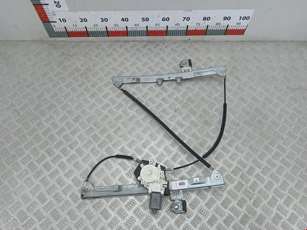 Стеклоподъемник передний левый MITSUBISHI Colt Z3 2003-2012