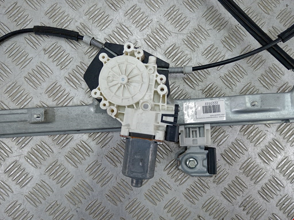 Стеклоподъемник передний левый MITSUBISHI Colt Z3 2003-2012