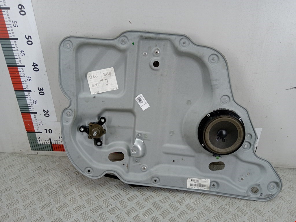 Стеклоподъемник задний левый VOLKSWAGEN Touran 2003-2010